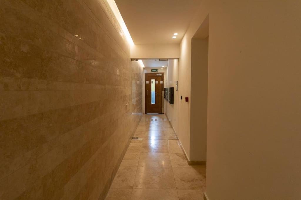 Lovely Modern 1 Bedroom Apartment In San Ġwann Exteriér fotografie